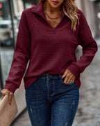 Elegant V-Neck Women's Sweater with Zip Detail – Casual, Office