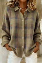 Elegant Women's Cardigan – Timeless Style, Perfect for Any Occasion