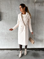 Elegant Women's Winter Coat Wool Blend – Warm, Fitted, Office, Casual