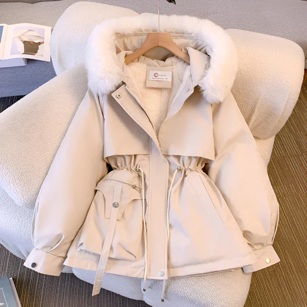 Luxurious Women's Winter Jacket with Faux Fur Trim – Casual, Cold Weather
