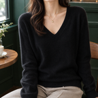 Relaxed-Fit Women's V-Neck Sweater – Casual Wear, Everyday Comfort