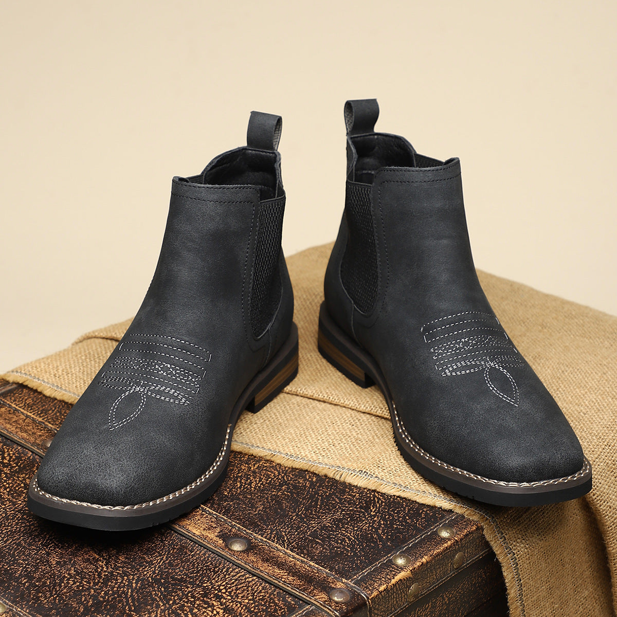 Rugged Men's Boots with Elastic Side Panels – Classic Style, Durable Comfort