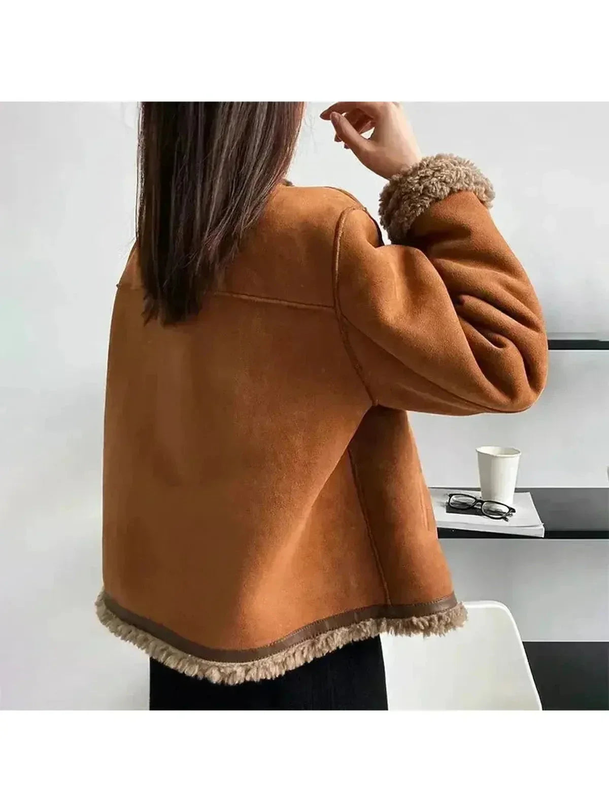 Shearling-Trimmed Suede Jacket – Casual Wear, Stylish Layering