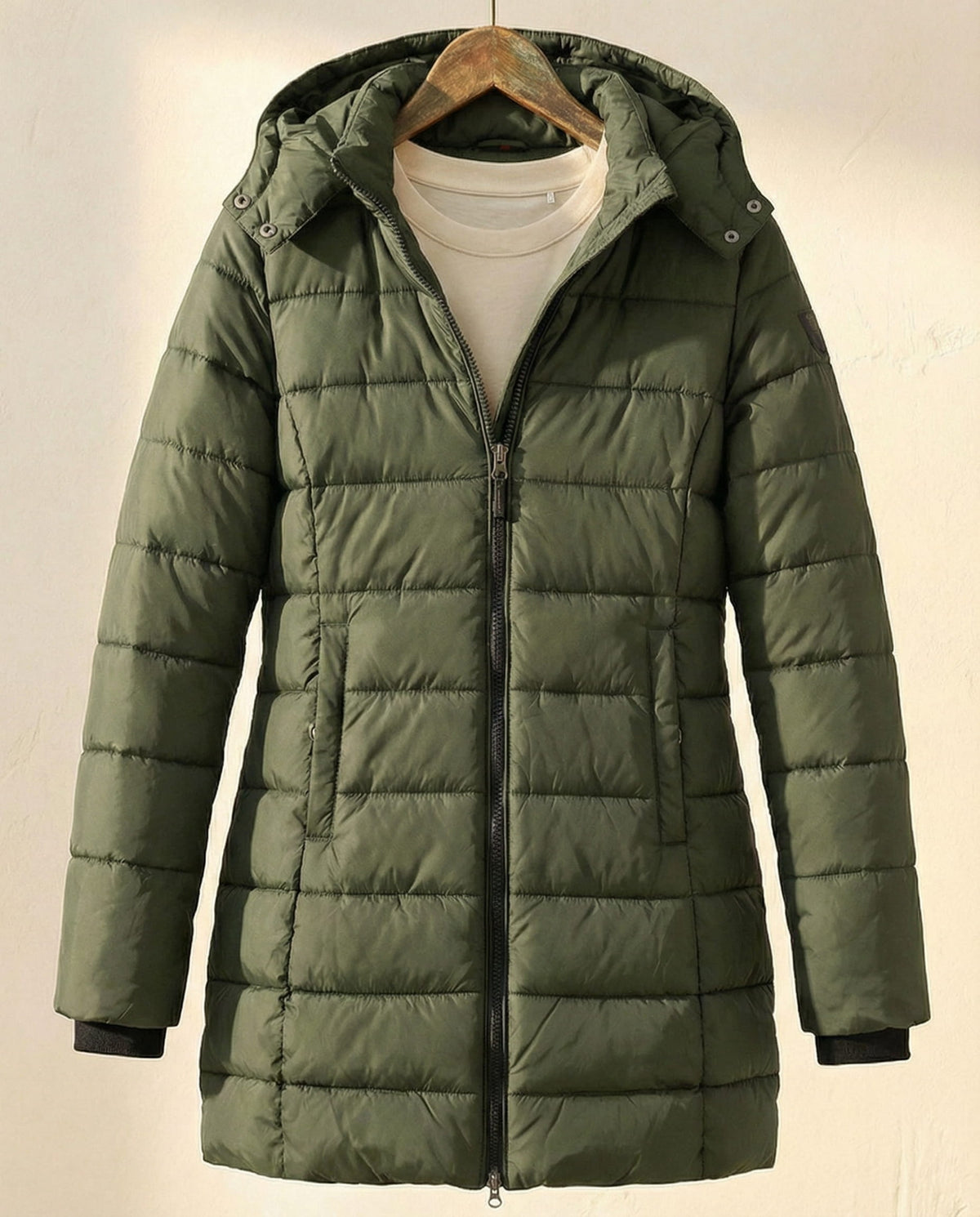 Warm Quilted Women's Puffer Coat – Winter Fashion, Outdoor Activities