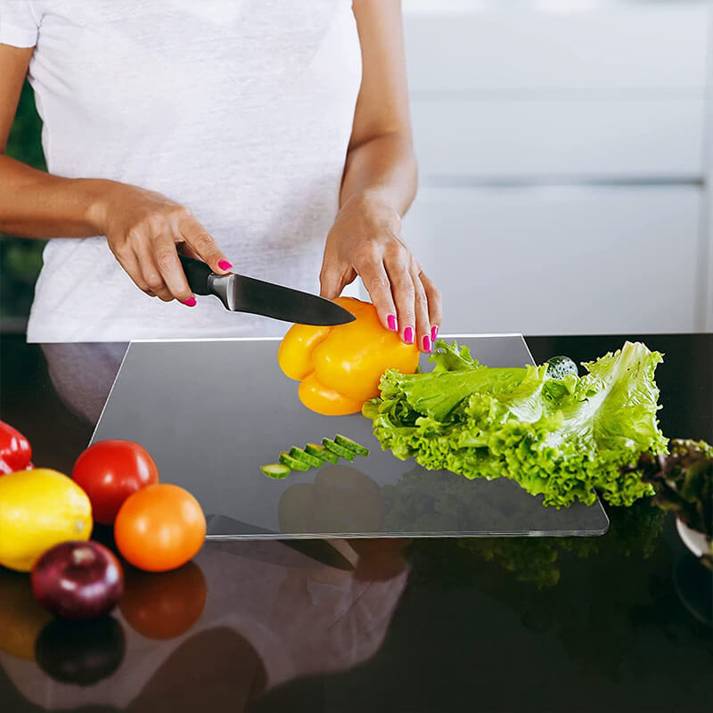 Non-Slip Glass Chopping Board – Secure Cutting Surface for Kitchen, Food Preparation