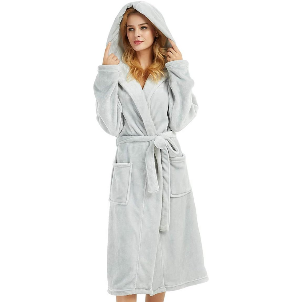 Ladies Fleece Bathrobe with Hood – Cozy Comfort, Relaxation